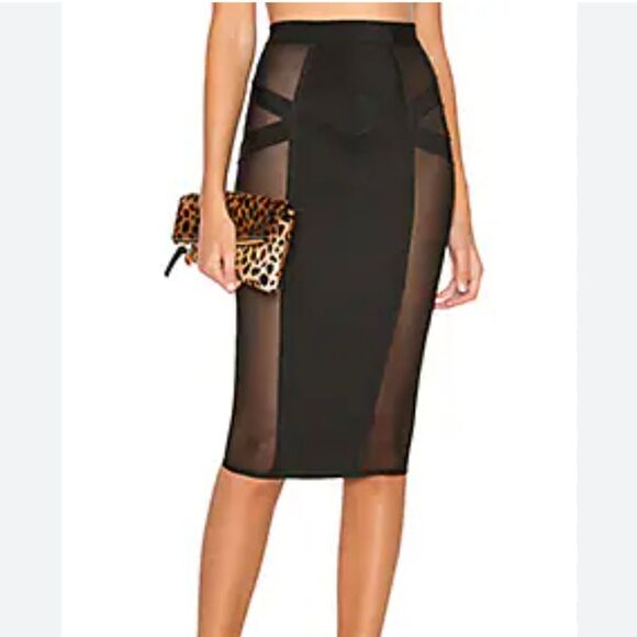 💥Sold Out Online💥 Superdown Mesh Cut Out Skirt Size M - Picture 1 of 6